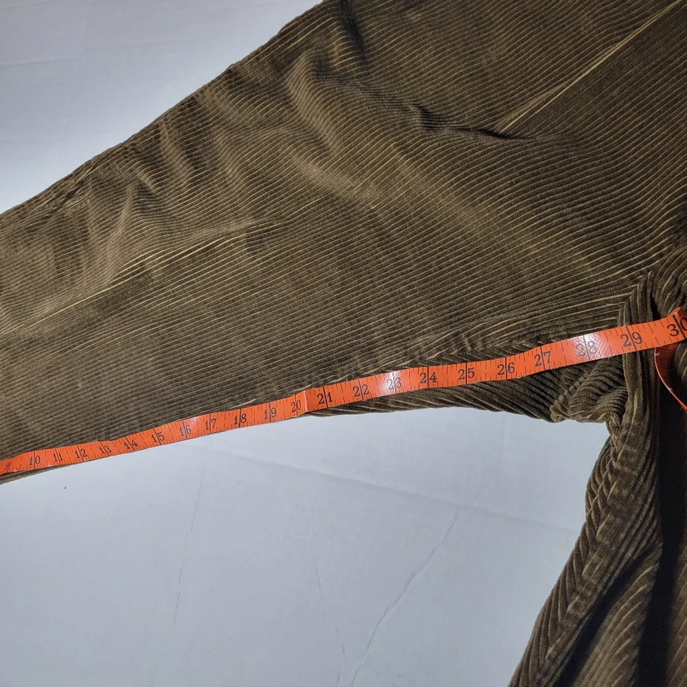 Haggar Corduroy Pleated Straight Leg Pants Mens Size 38‎ (38x30) Brown